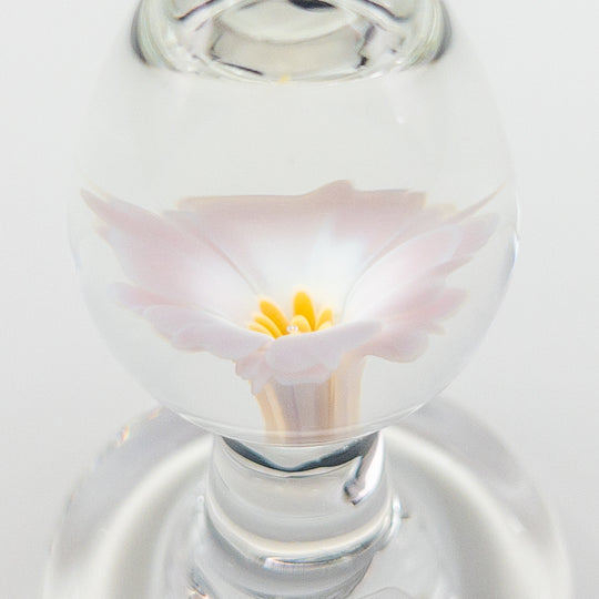 Crystal Delights Twisted Heart Flower Plug Bulb Close-Up